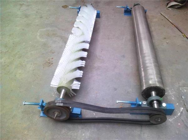 電動毛刷清掃器